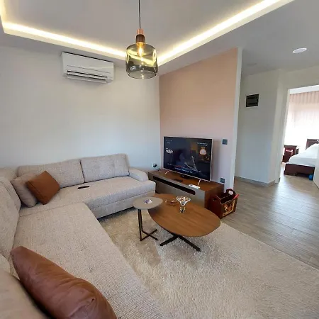 Flat Close To The Sea With Balcony In Apartament